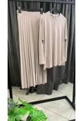 ORTADAN DİKİŞLİ ETEKLİ TAKIM TAŞ